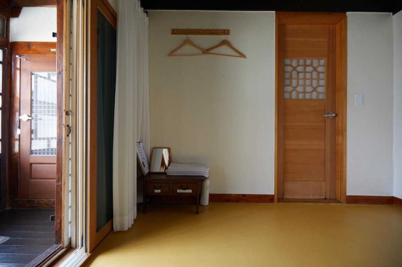 Bonghwangjae Hanok Guesthouse Gongju Exterior photo