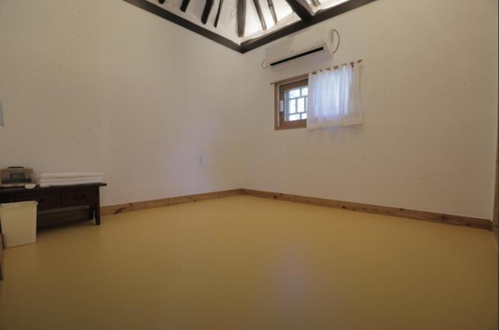Bonghwangjae Hanok Guesthouse Gongju Exterior photo